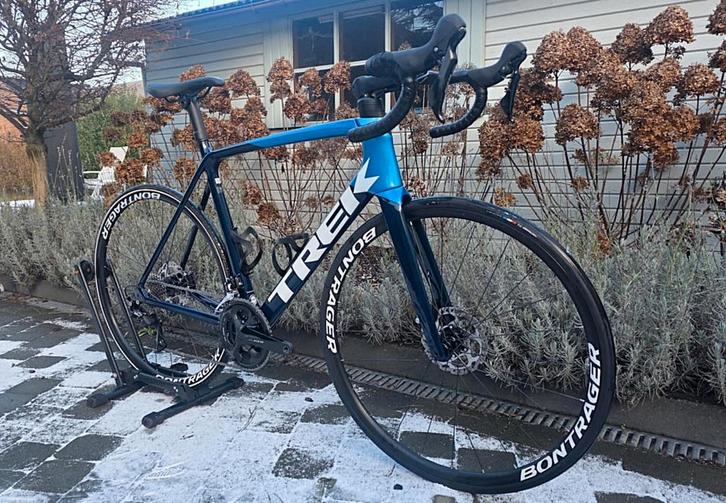 Vélo de route à disque Trek Emonda SL5 105, Vélos & Vélomoteurs, Vélos | Hommes | Vélos de sport & Vélo de randonnée, Comme neuf