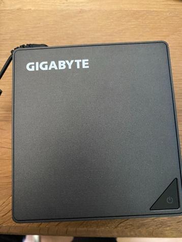 Gigabyte 7200 disponible aux enchères