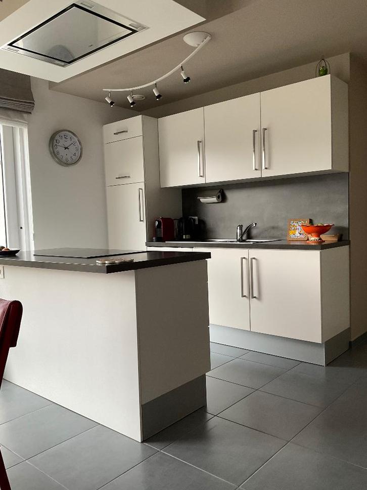 Cuisine, Maison & Meubles, Cuisine | Cuisines complètes, Comme neuf, Cuisine en U, Blanc, Synthétique, Avec îlot, Enlèvement