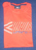 X123.  T‑shirt Umbro – Taille S (164–176), Garçon, Umbro, Chemise ou Chemisier, Enlèvement