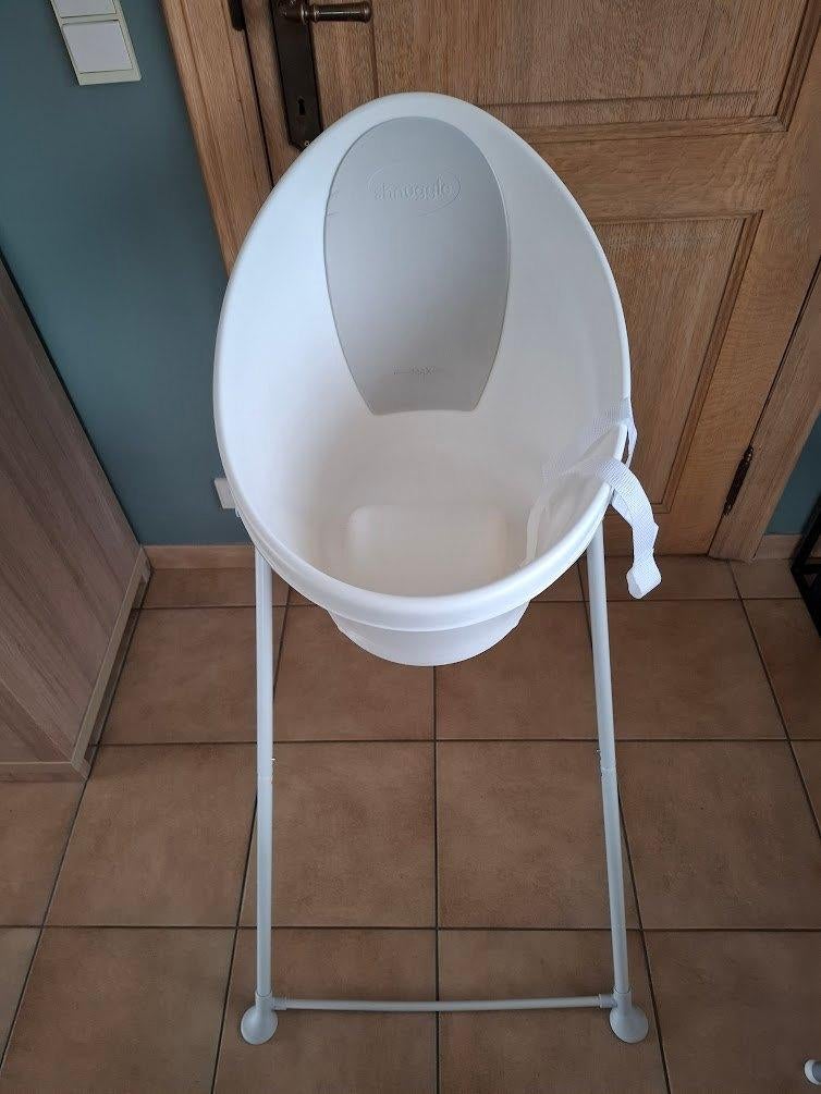 Shnuggle (baby) bad met staander, Kinderen en Baby's, Badjes en Verzorging, Zo goed als nieuw, Badje, Standaard, Ophalen