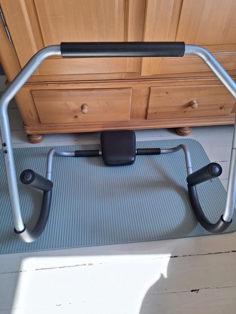 Trainer buikspieren, Ophalen, Zo goed als nieuw