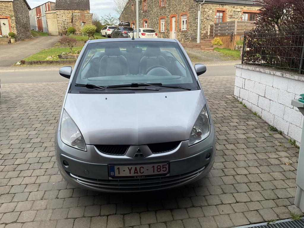 Mitsubishi colt cabriolet annee 2007, Auto's, Mitsubishi, Cabriolet, Colt, Handgeschakeld, Grijs