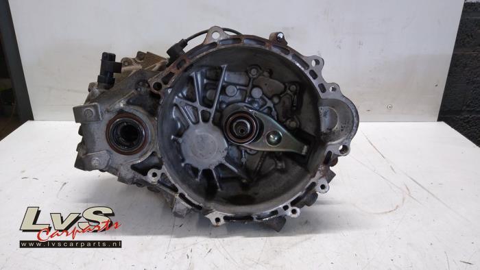 Boîte de vitesse d'un Kia Rio, Autos : Pièces & Accessoires, Transmission & Accessoires, Kia, Utilisé, 3 mois de garantie, Enlèvement ou Envoi