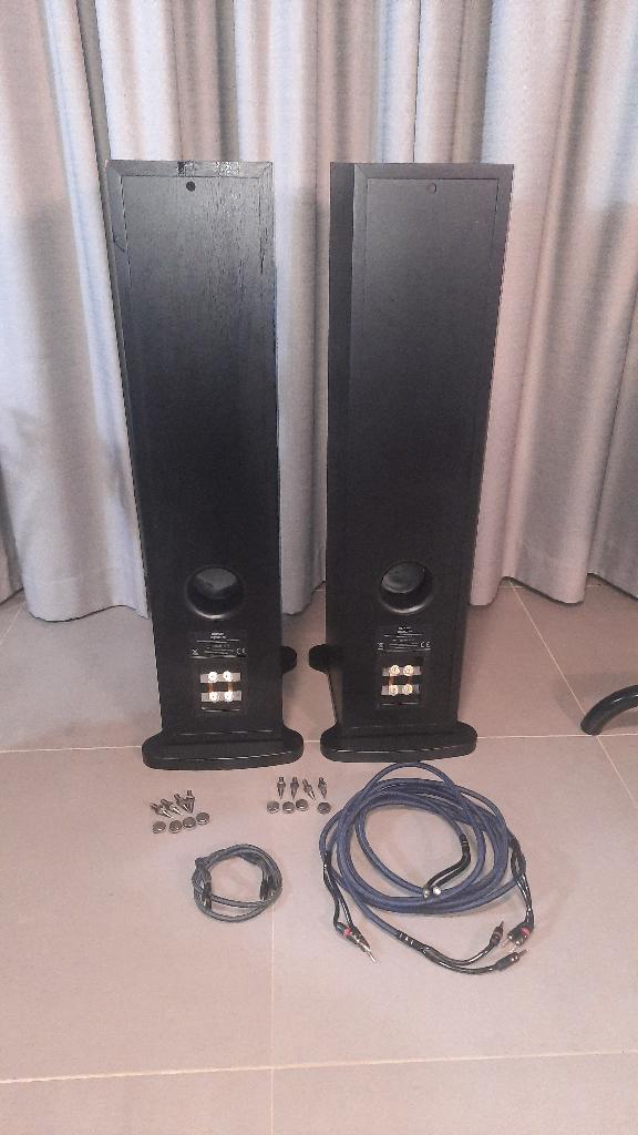 2 boîtiers d'enceintes Epos Epic 5 - haut-parleurs de sol, TV, Hi-fi & Vidéo, Enceintes, Autres marques, Comme neuf, Enlèvement