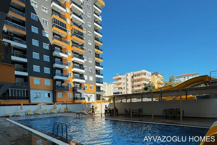 Op slechts 200 meter van de zee, Immo, Buitenland, Turkije, Appartement, Stad