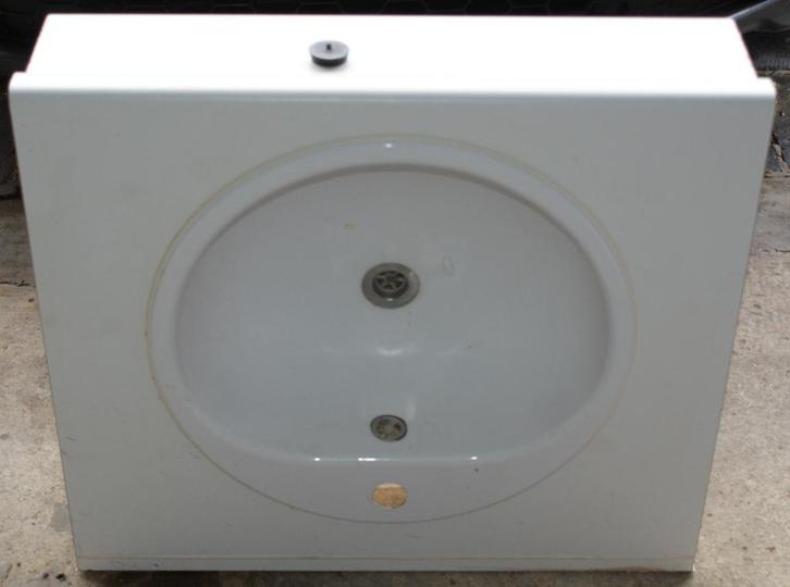 ALAPE Metalen spoelbak + sifon gemonteerd in een hangkast, Huis en Inrichting, Badkamer | Badkamermeubels, Zo goed als nieuw, Wasbak of Wastafel