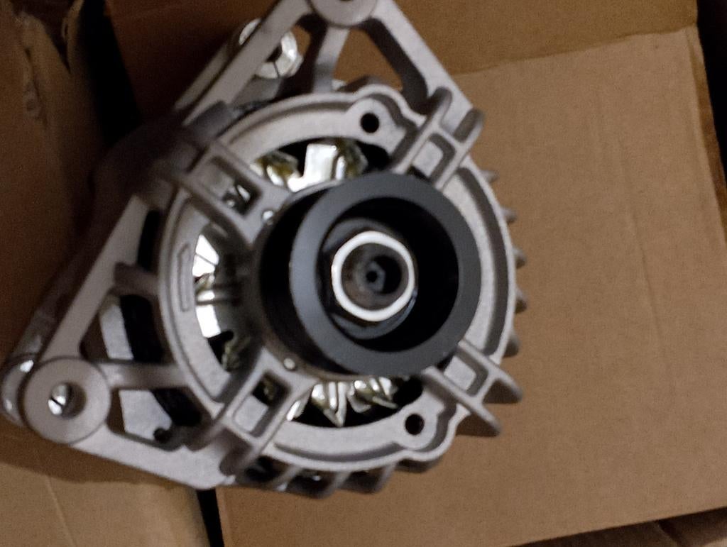 Nieuwe Dynamo Ford Focus 1 (Mk1) - WA14750 - 1.8/2.0, Auto-onderdelen, Overige Auto-onderdelen, Ford, Nieuw, Ophalen