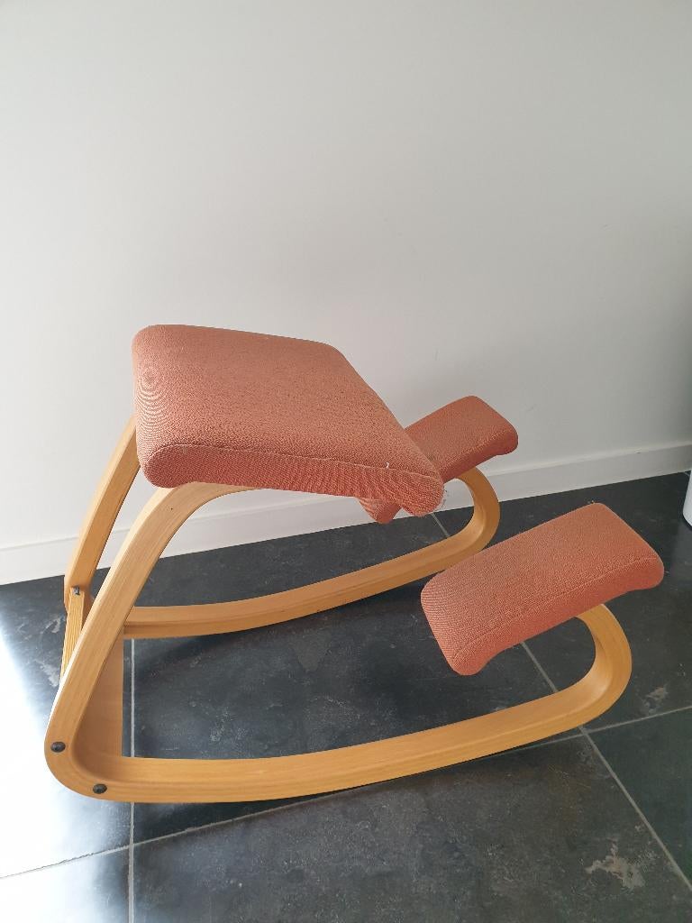 STOKKE ergonomische kniestoel, Ophalen, Gebruikt, Oranje, Bureaustoel