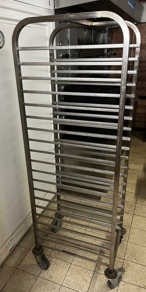 Chariot echelle SOFINOR Inox 20 etages sur roulettes, Enlèvement, Utilisé, Boulangerie et Boucherie