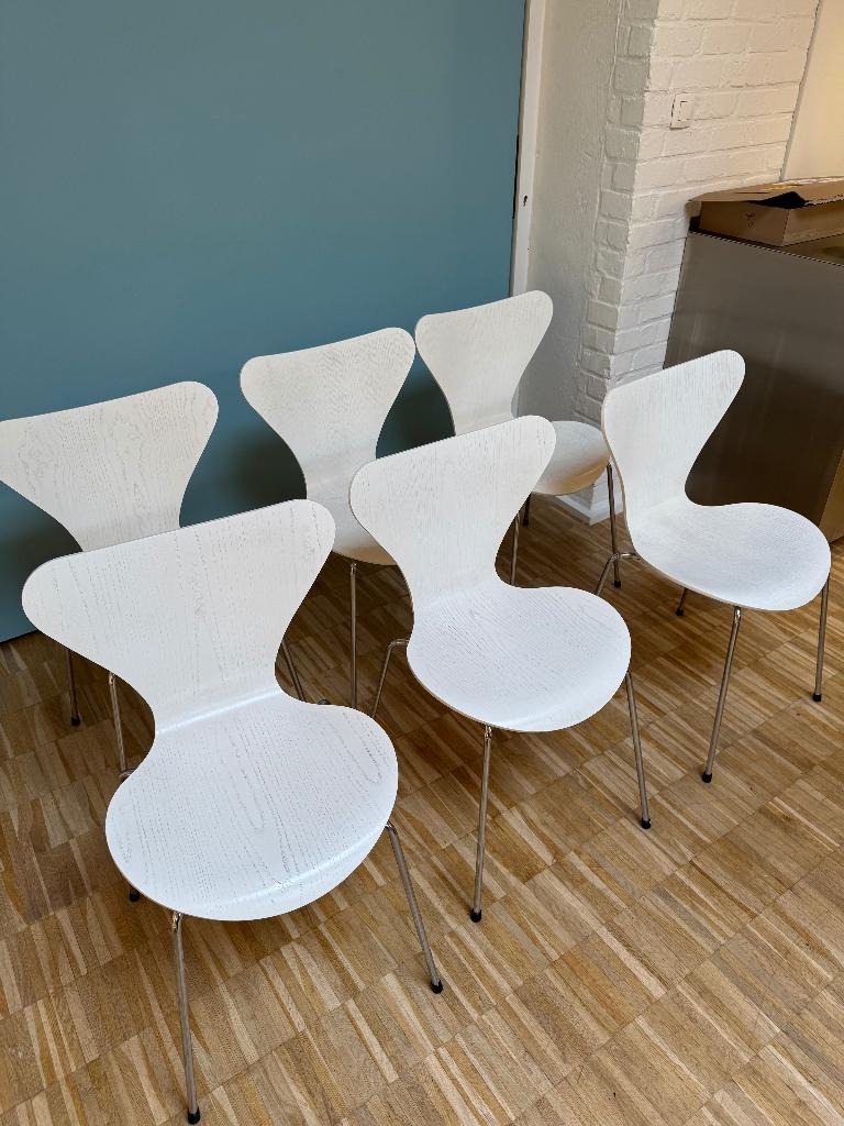 6 x Fritz Hansen vlinderstoel wit generfd Arne Jacobsen, Huis en Inrichting, Ophalen, Design klassieker, Wit, Zo goed als nieuw