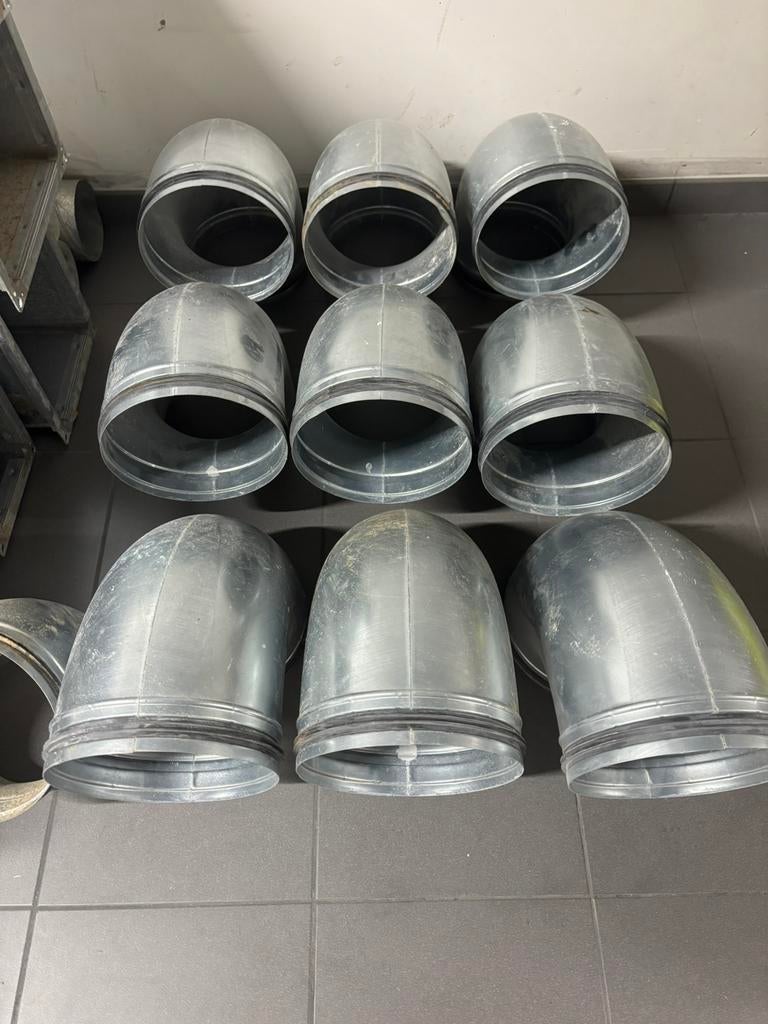 Tuyaux de ventilation en acier galva et accessoires, Bricolage & Construction, Enlèvement, Comme neuf