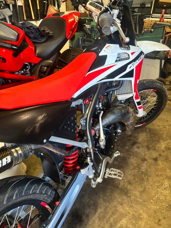 Moto 50cc, Fietsen en Brommers, Brommers | Crossbrommers, Zo goed als nieuw, Ophalen