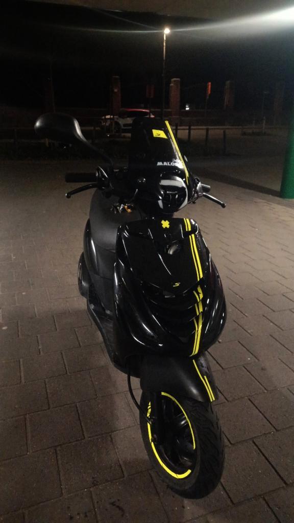 Piaggio Zip 2023 A klasse ful optie, Vélos & Vélomoteurs, Scooters | Piaggio, Zip, Enlèvement ou Envoi