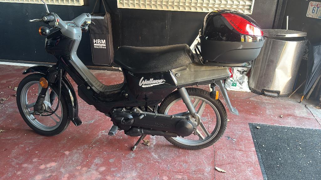 Wallaroo b met papieren, Fietsen en Brommers, Brommers | Honda, Ophalen