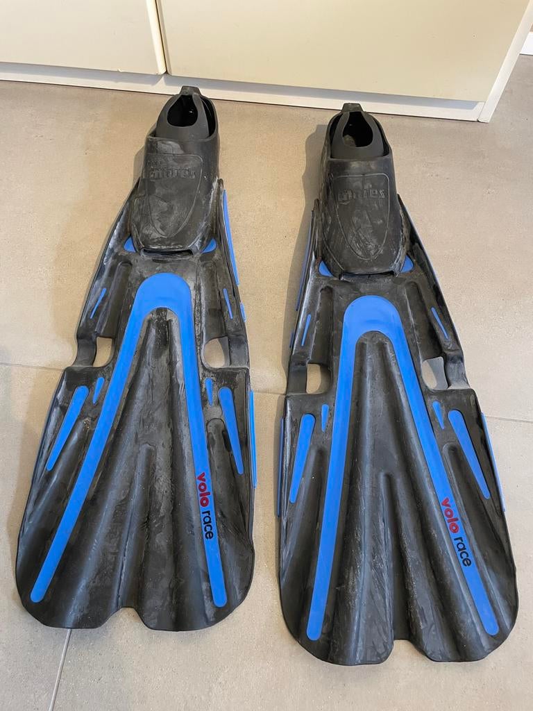 Mares Volo Race, maat 44-45, Watersport en Boten, Ophalen of Verzenden, Zo goed als nieuw, Zwem- of Duikvliezen