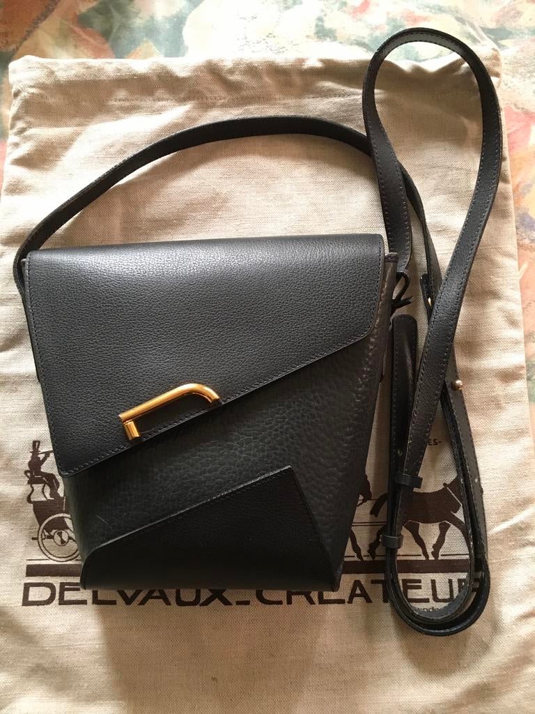 Sac Delvaux, Enlèvement, Comme neuf