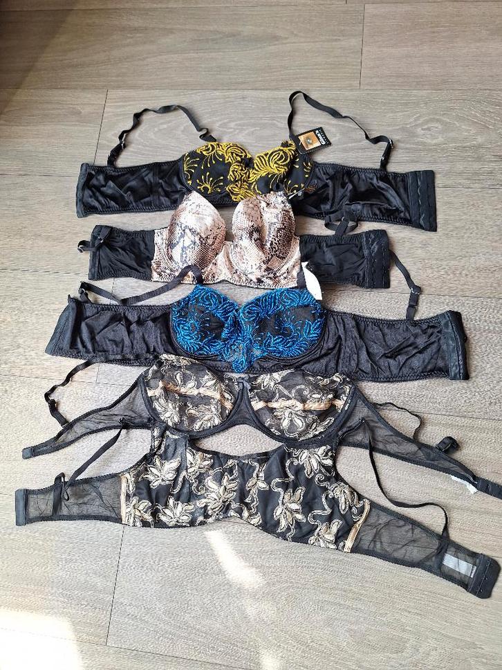 Lingerie partij 200 stuks, Kleding | Dames, Ondergoed en Lingerie, BH, Overige kleuren, Ophalen of Verzenden