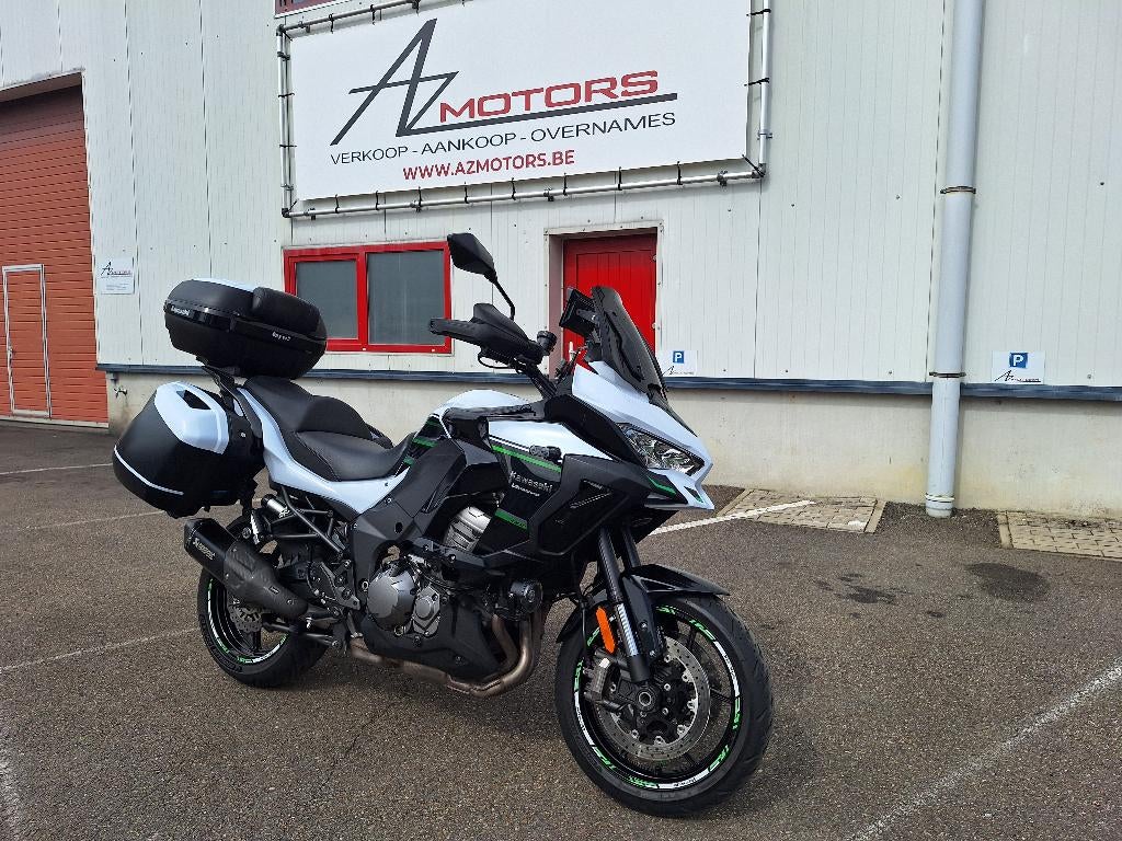 Kawasaki Versys 1000 Akrapovic/Carplay/Handvat vw/Nwe banden, Motos, Motos | Kawasaki, Permis Moto A, Tourisme, Entreprise, Occasion