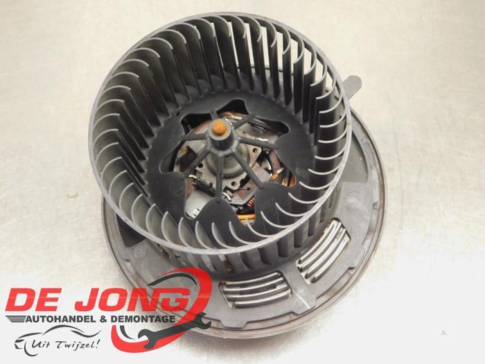 Kachel Ventilatiemotor van een BMW 1-Serie, Auto-onderdelen, Overige Auto-onderdelen, BMW, Gebruikt, 3 maanden garantie, Ophalen of Verzenden