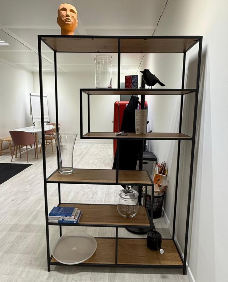 Boekenrek, Ophalen, Zo goed als nieuw