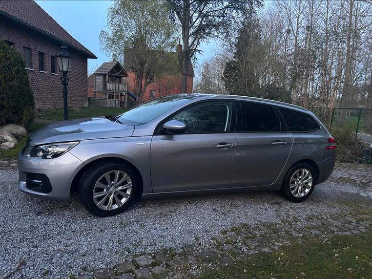 Peugeot 308 SW 131.000 km, leuke gezinswagen, Auto's, Peugeot, Particulier, Android Auto, Benzine, Handgeschakeld, Ophalen