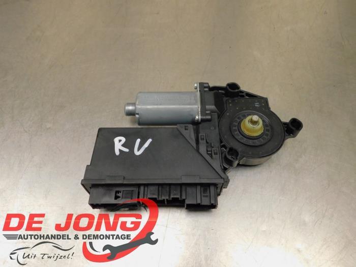 Moteur de vitre portière d'un Audi A4, -, 3 mois de garantie, Audi, Utilisé