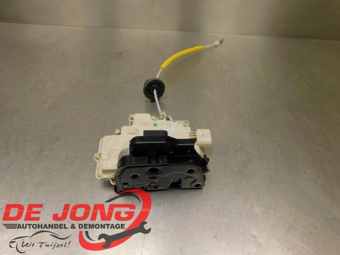 Serrure portière mécanique 4portes arrière droite d'un Au, -, 3 mois de garantie, Audi, Utilisé