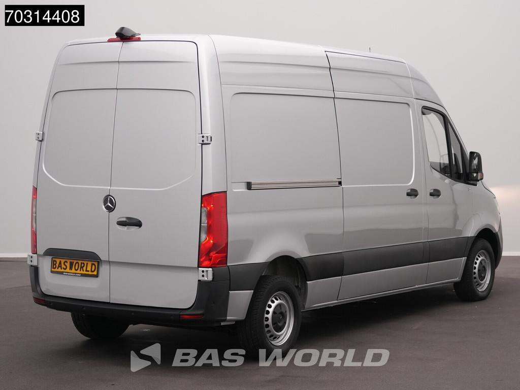 Mercedes Sprinter 215 CDI Automaat 150pk L2H2 MBUX Camera Ai, Automaat, Stof, Gebruikt, 4 cilinders