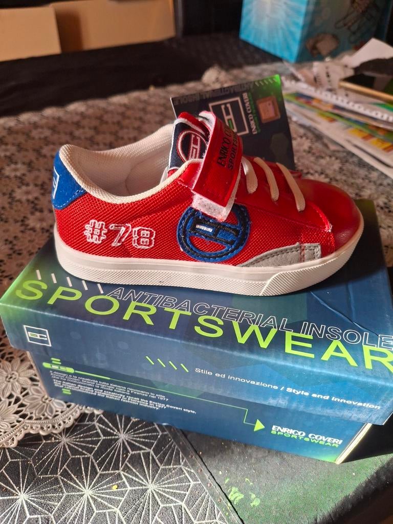 Basket garçon rouge pointure 25, Enlèvement