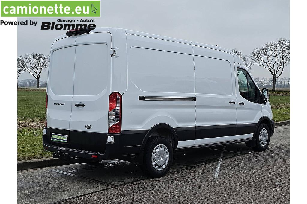 Ford Transit 330 2.0 TDCI L3H2 170Pk Navi AC! (bj 2021), Auto's, Voorwielaandrijving, 4 cilinders, Navigatiesysteem, Wit