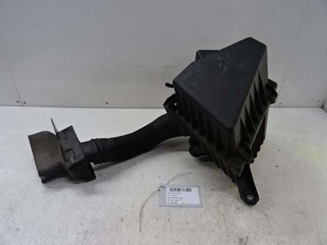 FILTRE À AIR Volkswagen Polo IV (9N1 / 2/3) (6Q0129607AB), Autos : Pièces & Accessoires, Filtres, Volkswagen, Utilisé