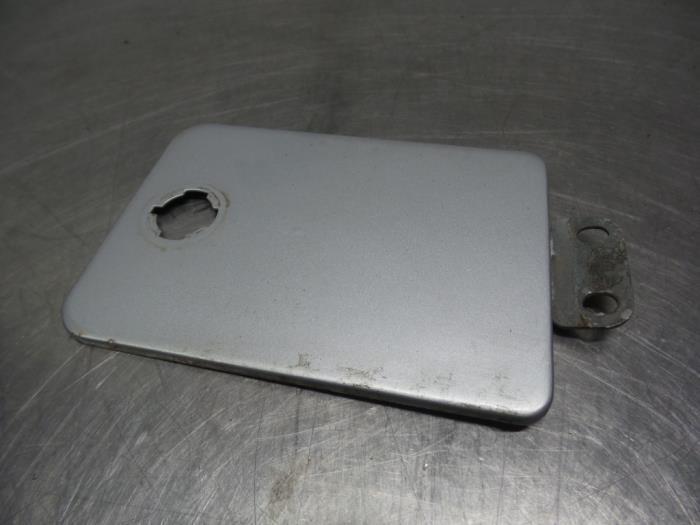 Clapet réservoir d'un Nissan Patrol, Autos : Pièces & Accessoires, Carrosserie & Tôlerie, Nissan, Utilisé, Enlèvement ou Envoi