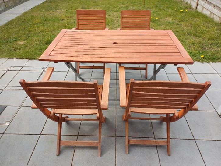 Houten tuinset: opklapbare tafel en 4 stoelen in hout, Tuin en Terras, Tuinsets en Loungesets, Gebruikt, Tuinset, Hout, 4 zitplaatsen