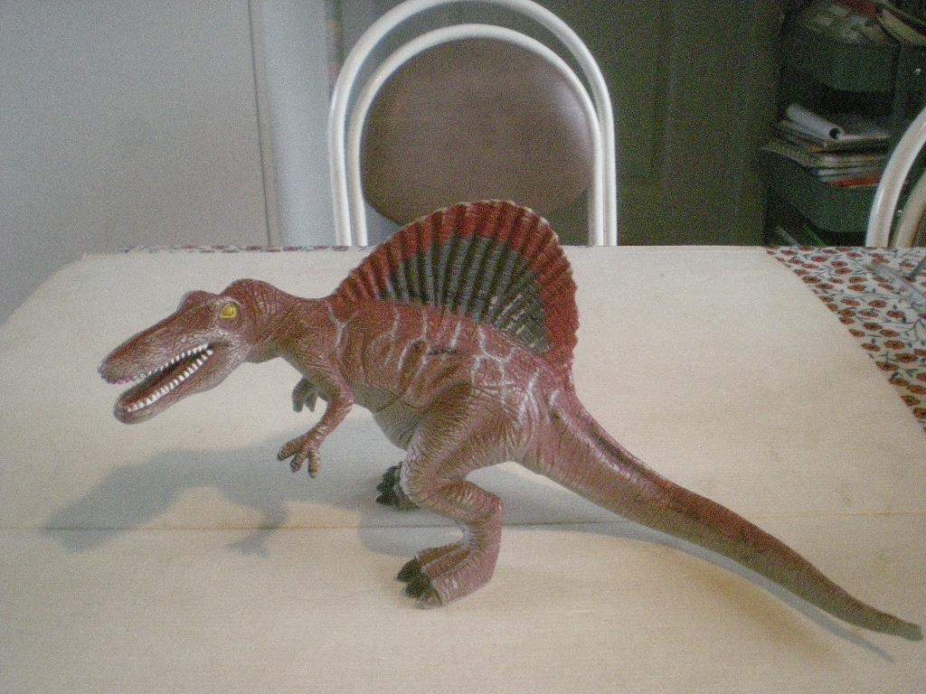 harde dino, 35 cm, Enlèvement ou Envoi, Comme neuf