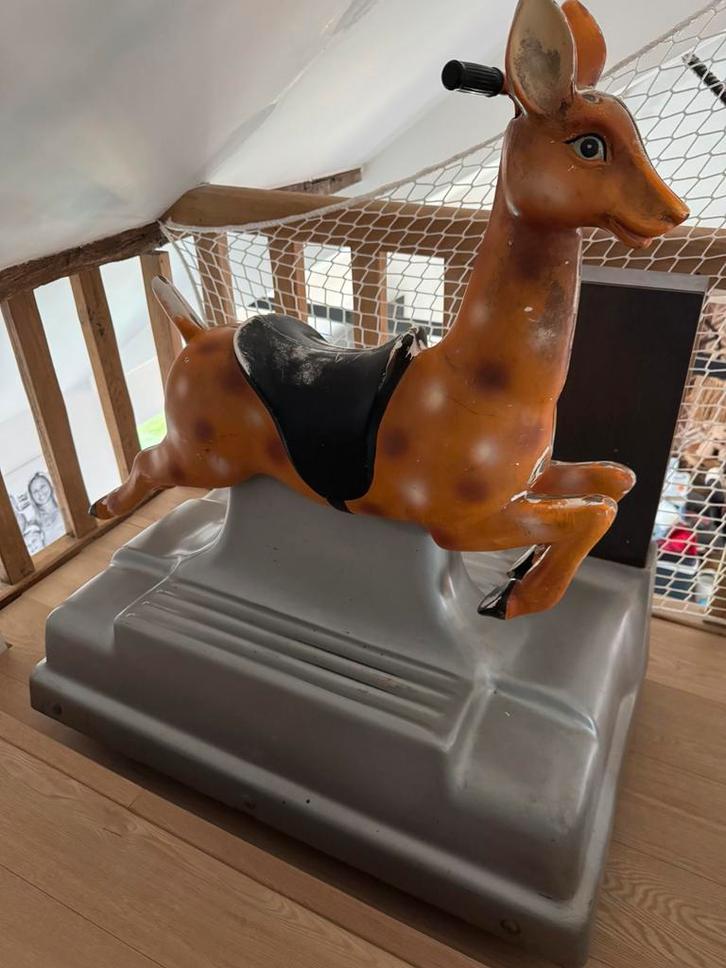 Unieke Vintage "Kiddie Ride" - Elektrisch Hert / Ree (Jaren, Antiek en Kunst, Curiosa en Brocante, Ophalen