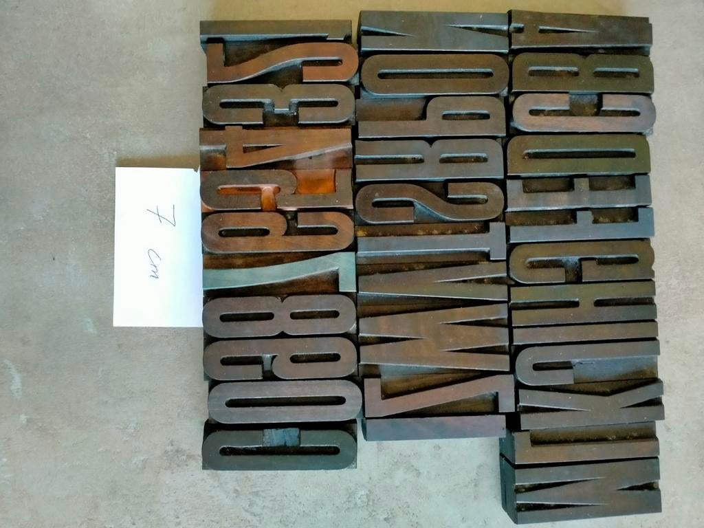 Lot oude houten letters 7 cm, Antiek en Kunst, Ophalen of Verzenden
