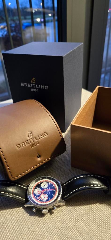 Breitling Navitimer 1 B01 Chronograph43 édition suisse Spé, Bijoux, Sacs & Beauté, Montres | Femmes, Enlèvement
