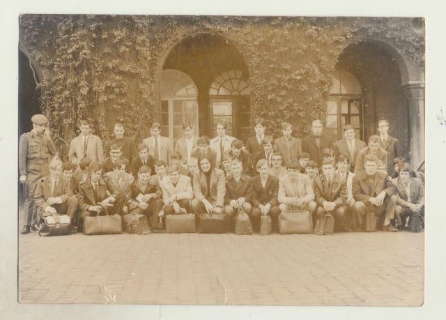 (m7) Klein Kasteeltje, groepsfoto, Verzenden