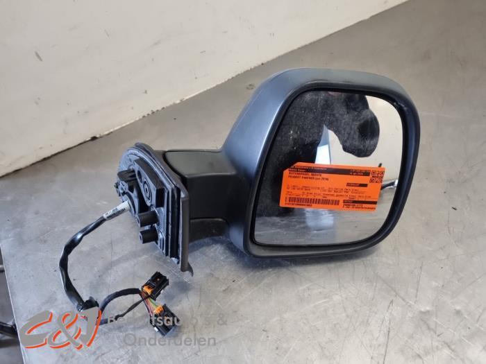Rétroviseur extérieur droit d'un Peugeot Partner, Autos : Pièces & Accessoires, Rétroviseurs, Peugeot, Utilisé, 3 mois de garantie