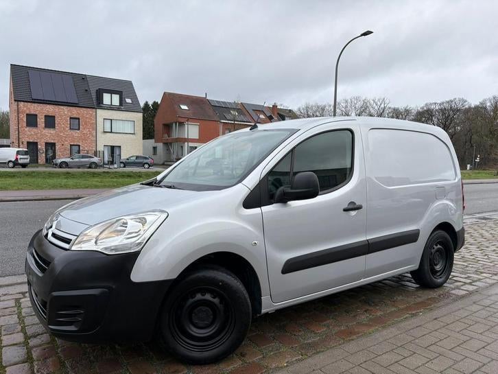 Citroen Berlingo | 12 M Garantie | 62 Dkm | Benzine | 2018 |, Auto's, Bestelwagens en Lichte vracht, Voorwielaandrijving, Testrit aan huis