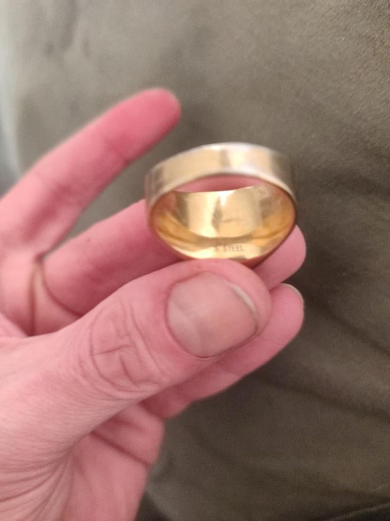 Bague à chevalet, 18 à 19, Enlèvement, Utilisé, Avec pierre précieuse