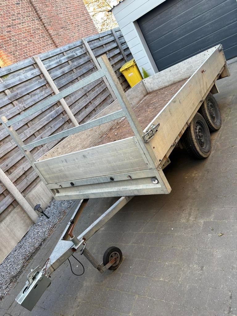 Aanhangwagen dubbelasser, Ophalen, Zo goed als nieuw