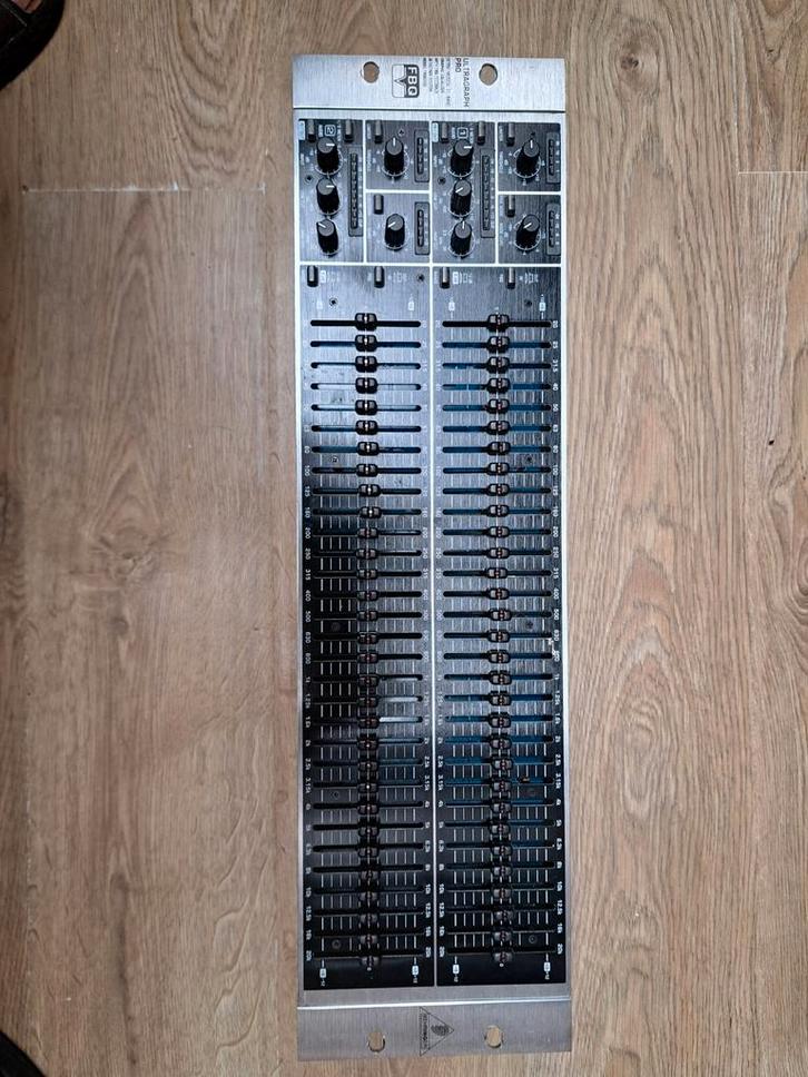 Égaliseur à ultrasons Behringer., Musique & Instruments, Synthétiseurs, Enlèvement