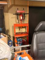 Presse d’atelier, Enlèvement, Utilisé