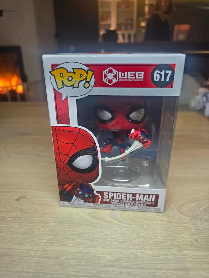 Funko Pop! Spider-Man #617 — Het web van Spider-Verse, Verzamelen, Beelden en Beeldjes, Zo goed als nieuw, Ophalen of Verzenden