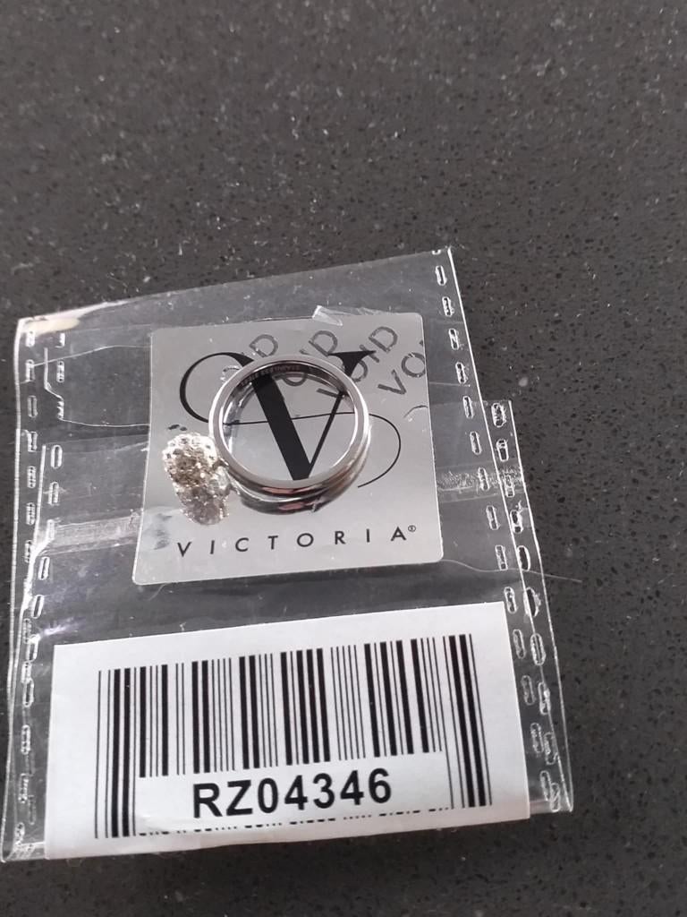 Ring Victoria maat 46, Bijoux, Sacs & Beauté, Bagues, Neuf, Enlèvement ou Envoi, Plus petit que 17, Femme