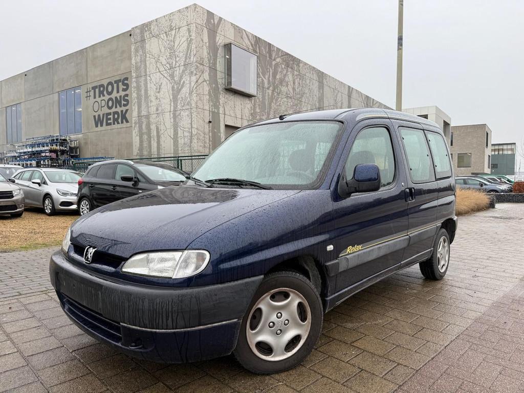 Peugeot Partner 1.6 Benzine| 2x schuifdeur | Trekhaak | Airc, Voorwielaandrijving, 1160 kg, Monovolume, Gebruikt