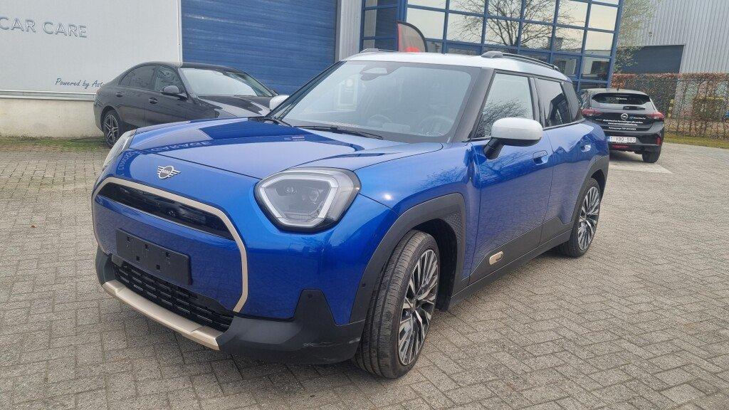 MINI Aceman Mini Aceman 42.5 kWh E (bj 2025, automaat), Auto's, Gebruikt, 135 kW, Blauw, https://public.car-pass.be/vhr/cea0d2f8-9b07-404d-aedf-37502660584f