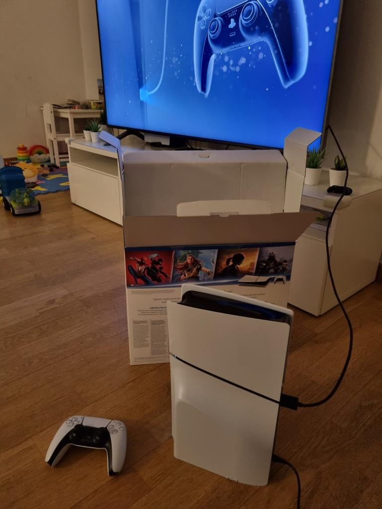Ps5 slim disk edition sous garantie jusque fin 2027!!, Consoles de jeu & Jeux vidéo, Enlèvement